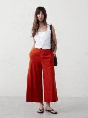 Banana Republic Wide-Leg Crop Pants in Scorched Orange